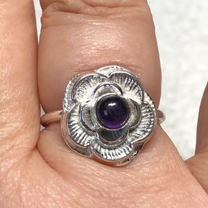 💜💍genuine sterling and amethyst flower ring-Feb birthday